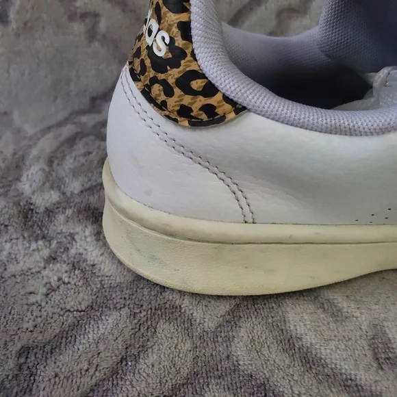 Women's Adidas White Advantage Sneakers - Picture 8 of 11